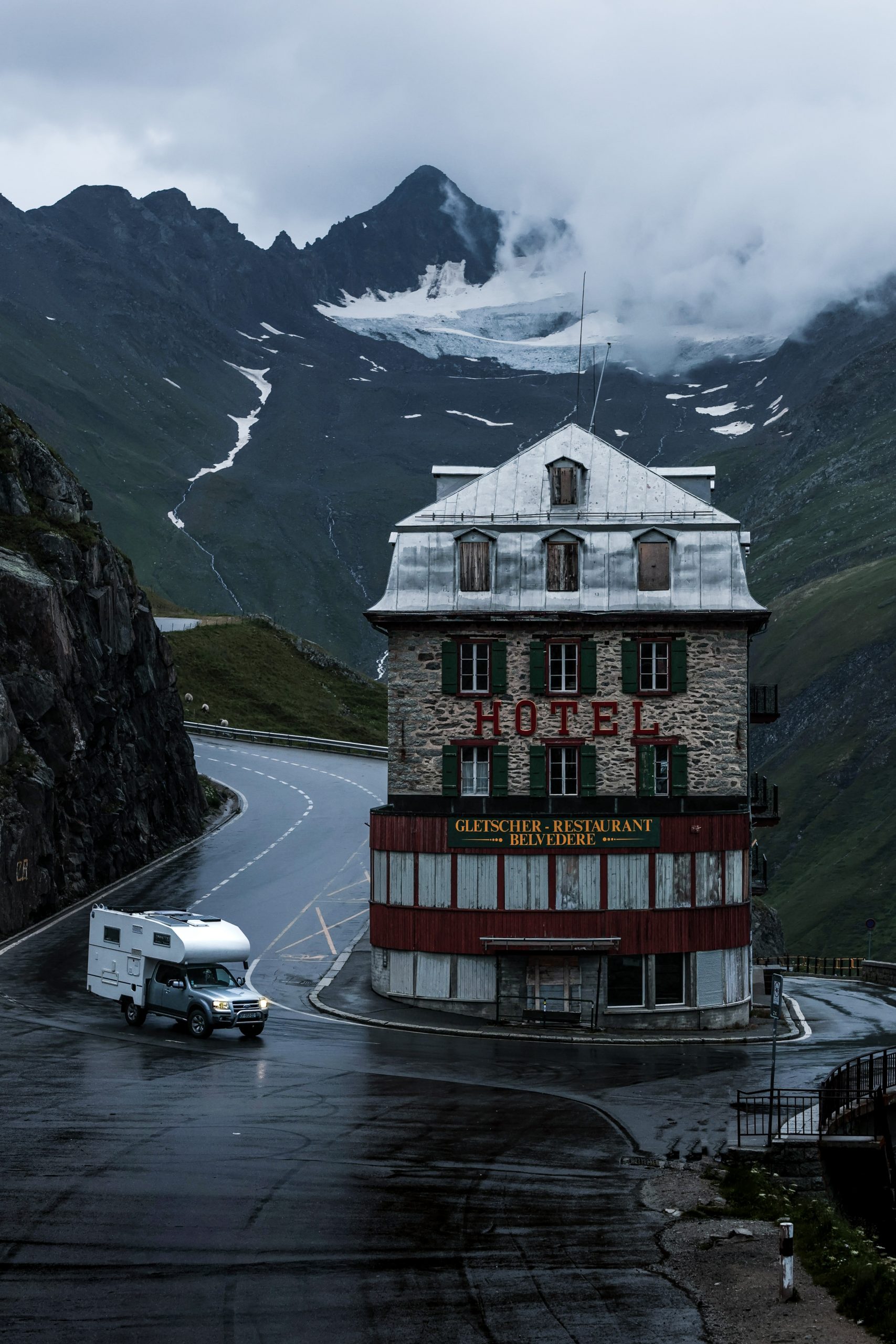 road trip en van suisse